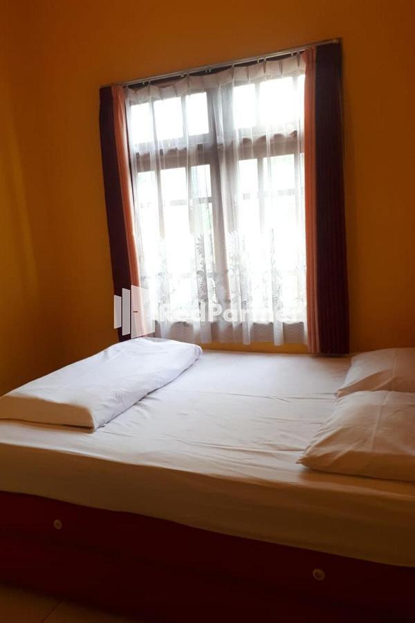 Bromo Indah Lestari Homestay Mitra Reddoorz Pasuruan Exterior foto