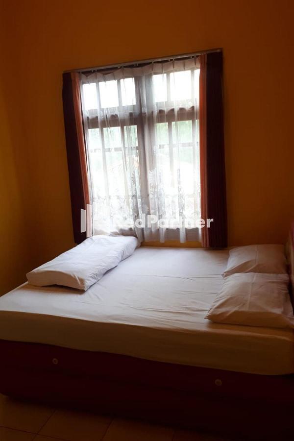Bromo Indah Lestari Homestay Mitra Reddoorz Pasuruan Exterior foto