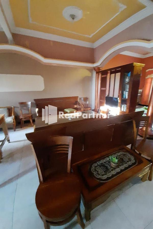 Bromo Indah Lestari Homestay Mitra Reddoorz Pasuruan Exterior foto